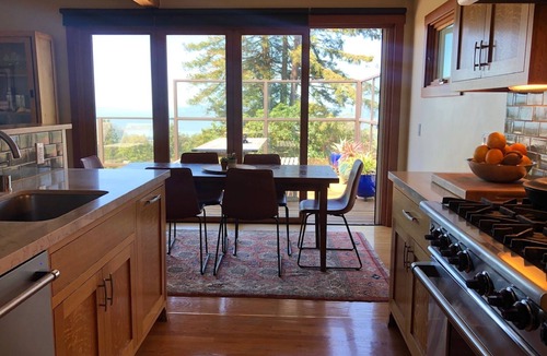 Kensington House | "Bay View Hilltop Retreat, Indoor/Outdoor Living"