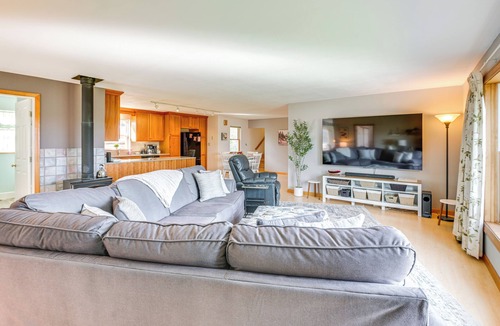 Steuben Cottage | Bay Views: Peaceful Acadia National Park Getaway!