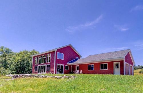Bowdoinham House | Bayfront home with gorgeous water views, dock, outdoor patio, fireplace