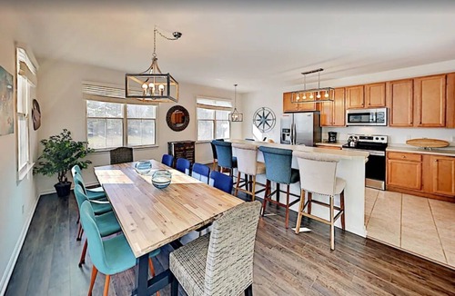 The Commons House | Bayside Resort Golf Club Townhome-Walk to pool, playground, tennis. Sleeps 11