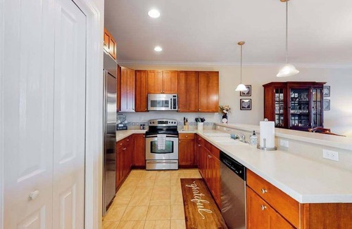 Selbyville Condo | Bayville Shores home just steps from the water with pool & tennis courts