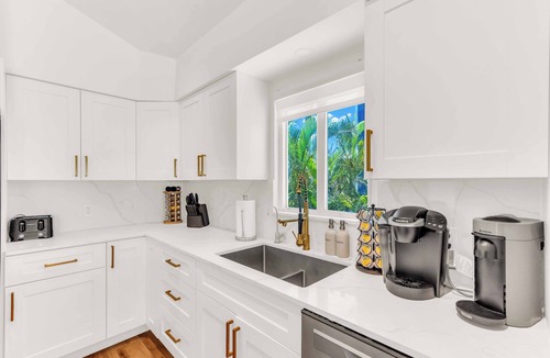 North Captiva House | BEACHFRONT LUXURY ISLAND HOME PRIVATE SWIM SPA~FISHING DOCK~GOLF CART STUNNING