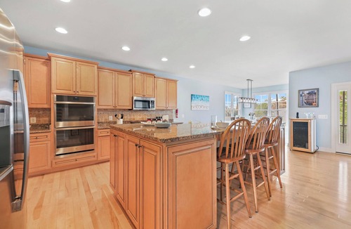Long Neck House | Beautiful New Rental w/ a View and a Twist