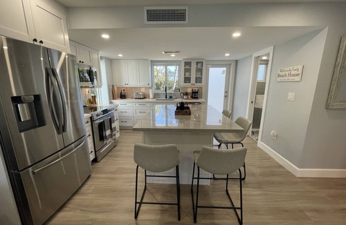 Rock Harbor House | Beautifully remodeled Townhome in the Florida Keys