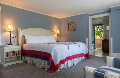 Hallowell Cabin | Bed and Breakfast Suite on a Working Farm near Augusta, Maine