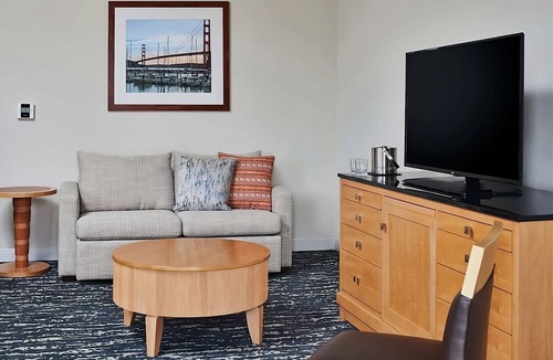 Berkeley Hotel | Berkeley Marina Stay near San Francisco Bay & UC Berkeley | 2 Units