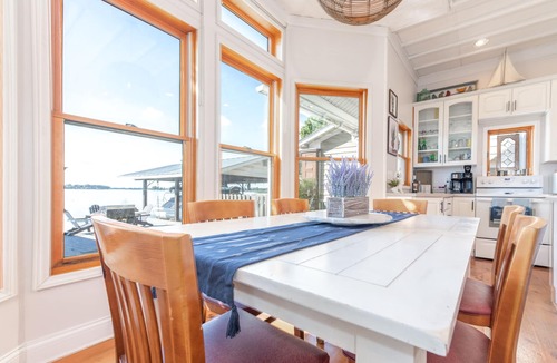 Russells Point House | Best Sunsets on Indian Lake. Perfect for fall & winter escapes! Close to skiing.