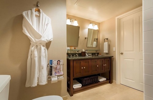 Cupertino Hotel | Best Value Silicon Valley Stay | 2 Pet-Friendly Units | Pool Access