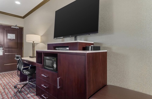 Milpitas Hotel | Best Western Plus Brookside Inn