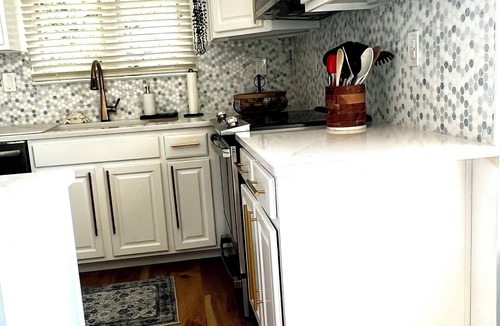 Bethany Beach Condo | Bethany Beach Lakefront Sea Colony Condo Walk to Beach Sleeps 8