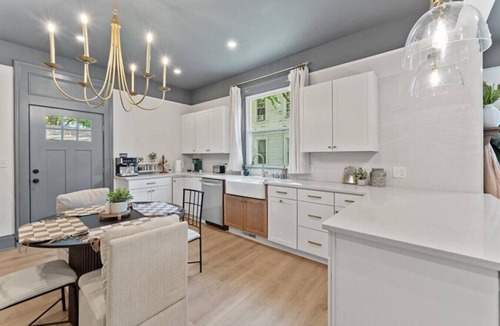 Springfield Apartment | Blakes Place close to Wittenberg