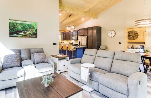 Copperhill Cabin | Blue Ridge, McCaysville, Rafting, Tubing, Secluded