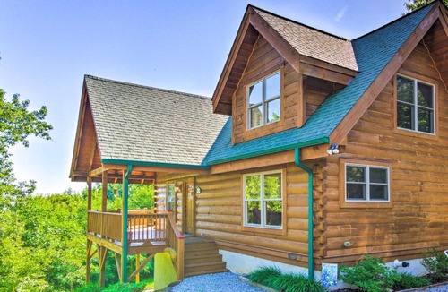 Vein Mountain House | Blue Ridge Mountain Gem w/Deck & Community Perks
