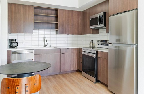 Old San Leandro Apartment | Blueground | Old San Leandro, fitness center, nr San Leandro Park