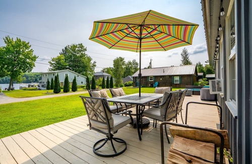 Belgrade Cottage | Boat launch and Trailer parking, Dog Friendly, Lake Great Pond