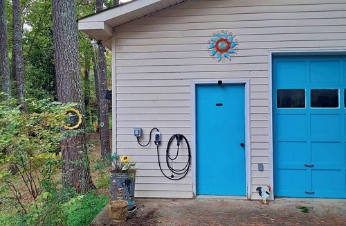 Decatur House | Bohemian Acre Retreat 20 mins from Downtown/Airport