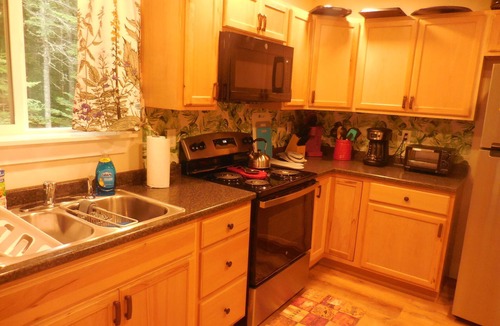 Jonesboro House | Book this month & save 75 on your Maine vacation getaway!