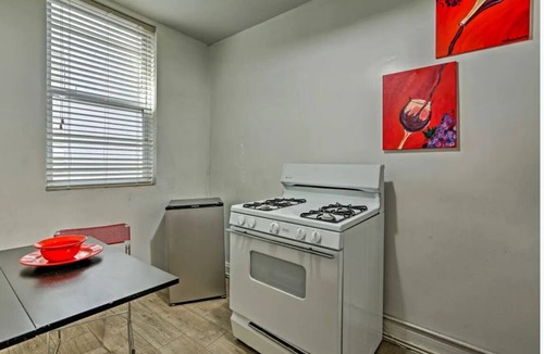 Short North Apartment | Boutique apartment 16 min walk to Nationwide Arena 5 min convention center
