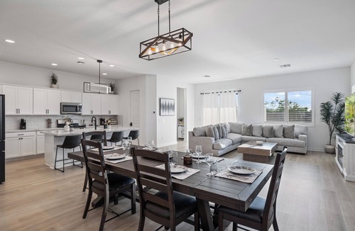 South Mountain House | Brand New Modern Gated 3BR Retreat – Pool, Jacuzzi, Gym & Stunning Views