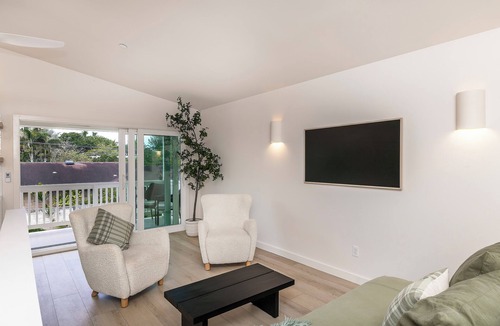 Pupukea House | Brand New Rocky Point Beach Cottage