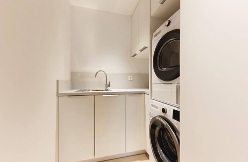 Eixample Apartment | Bravissimo Centre, Modern 2-bedroom apartment