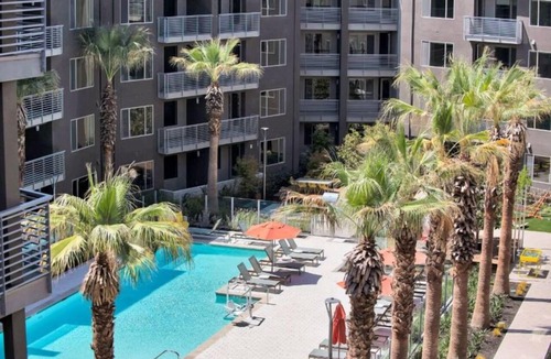 Fremont Condo | Bright and Airy 1BR Condo at Aya Apartments