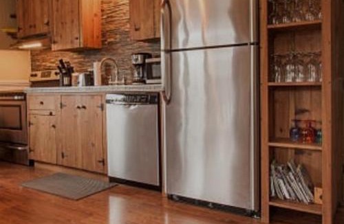 Iliamna Cabin | Bush Pilot Hunter's Retreat Lodge
