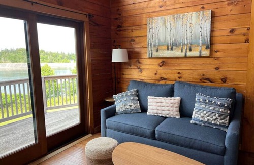 Vinalhaven House | Cabin on the Ocean-Carvers Cove