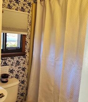 Alto House | Campau cottage 1 bed Lakefront hot swim pool spa cottage