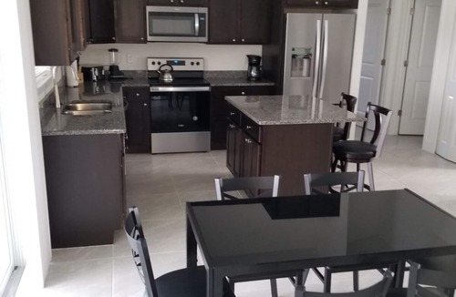 Mariner House | Cape Coral FL Escape! 4Bd, Private pool, waterfront view! Close to beaches