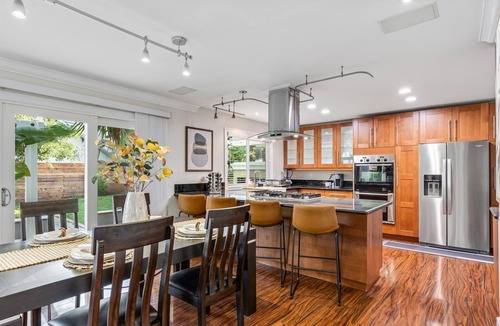 Novato House | Captivating Luxurious Retreat w/ Outdoor Patio