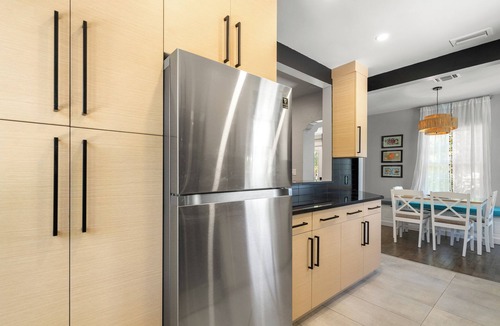 Victoria Park House | Casa Azul -2/1 - Sleeps 6 - Intimate Oasis Central to Excitement-Victoria Park