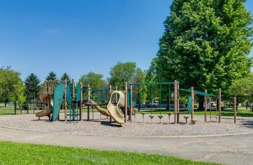 Hilliard House | Castlerea Casa Columbus Home w/Deck & Yard