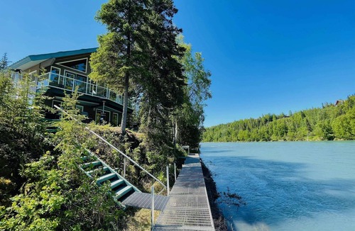 Funny River Apartment | Catch'em AK - Salmon Cove