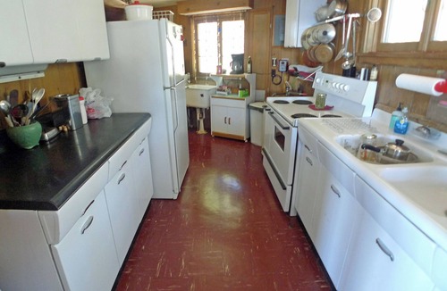 West Southport Cottage | Cedarbush Cabin - Waterfront Cottage - walk to Robinson's Wharf!