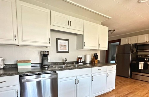 Upper Village Apartment | Central & close to trails, Lower Unit