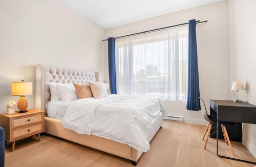 Gay Village Apartment | Central Studio