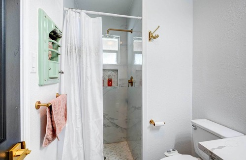Eagle Pass House | Centrally Located Eagle Pass Home w/Pool!