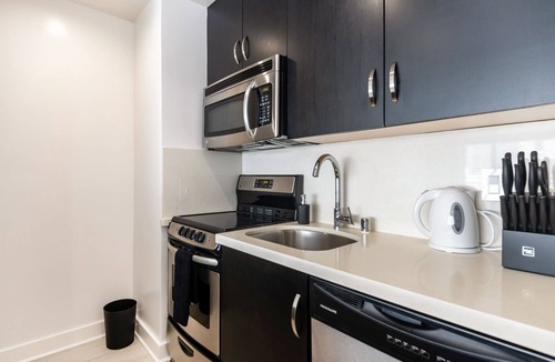 Nob Hill Apartment | Charming-1 Bedroom apartment in lovely SF with ensuite laundry