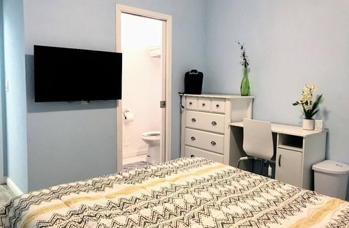 Blackford House | Charming 1-bedroom with private bath in San Jose with AC, WiFi