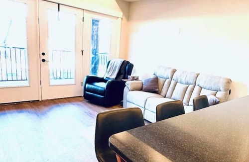 London Apartment | Charming 2 bedroom apartment with WiFi, fitness room in fabulous London