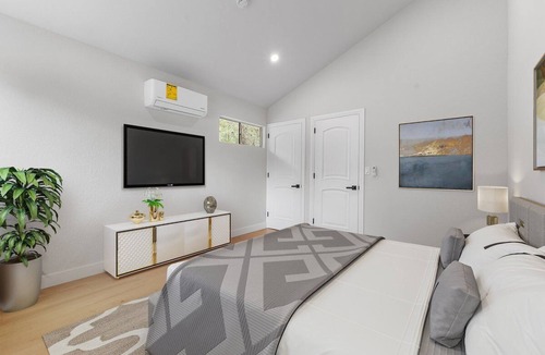 Santa Rosa Cottage | Charming 2-bedroom cottage with amazing city and mountain views