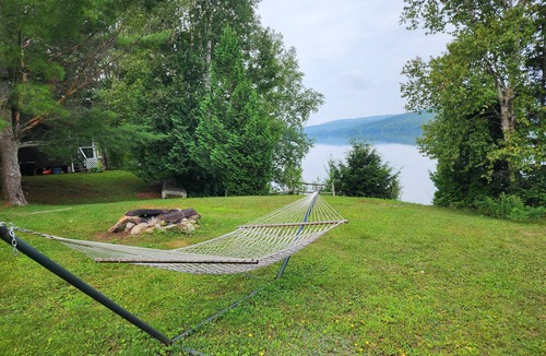 Norton Cabin | Charming 2-bedroom cabin in fabulous Norton