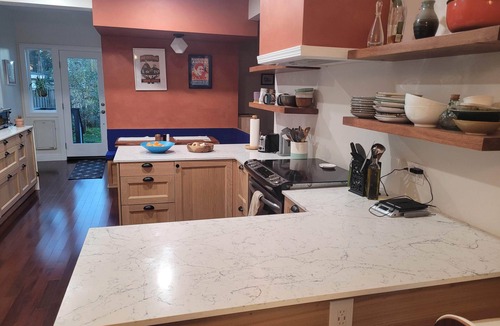 South Berkeley House | Charming 3-bedroom, 2.5 bath house in Berkeley close to everything.