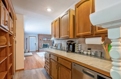Tiffin House | Charming 3-bedroom/2 bath house in Tiffin with private and picturesque backdrop