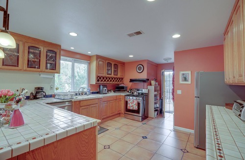 Aromas House | Charming Aromas Home w/ Deck & Patio!