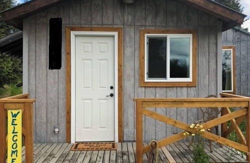 Fritz Creek House | Charming Cabin Surrounded by Alaskan Adventures