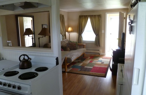 Fairview House | Charming, cozy cottage duplex, bright and airy, perfect location!