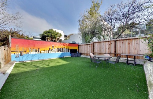 Dolores Heights House | Charming, Fully Updated 1-Bedroom in the Castro with Private Deck & City Views