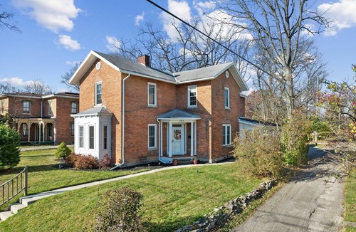 Delaware House | Charming & Updated 1867 Brick House in Historic Downtown Delaware, OH; Sleeps 12